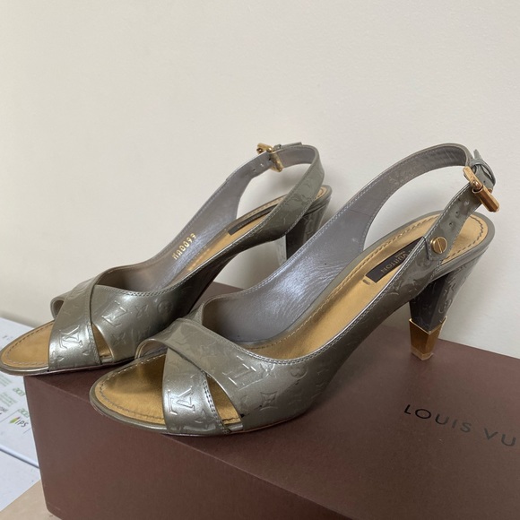 Louis Vuitton heels - Picture 4 of 11